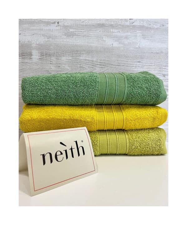 set-asciugamani-neith-lellis-verde